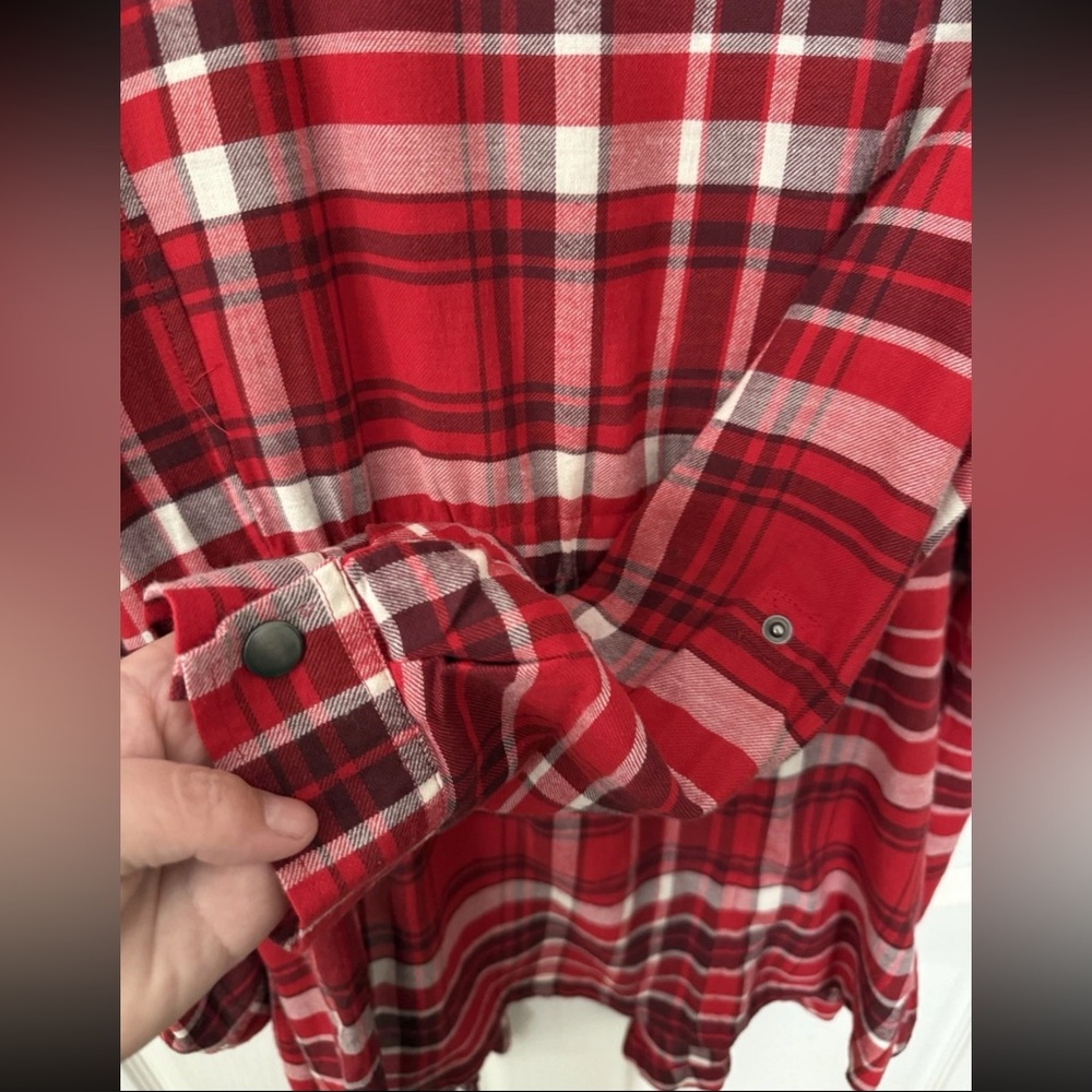 CATO EST. 1946 Women’s Red Striped Plaid Long Sleeve Open Top Blouse 18/20W - Picture 5 of 5
